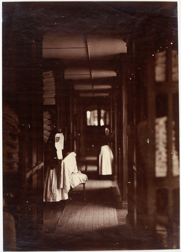 Charles Nègre - Asile impérial de Vincennes, la lingerie