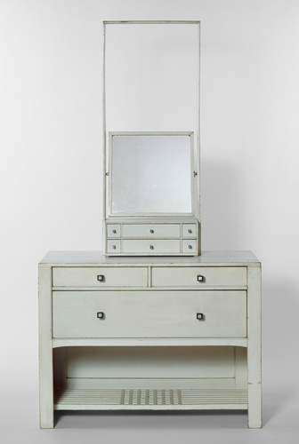 Commode
