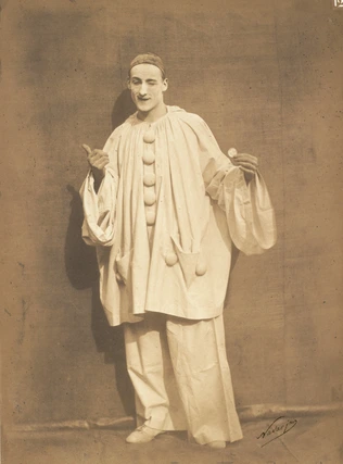Adrien Tournachon - Pierrot tenant une pièce de monnaie