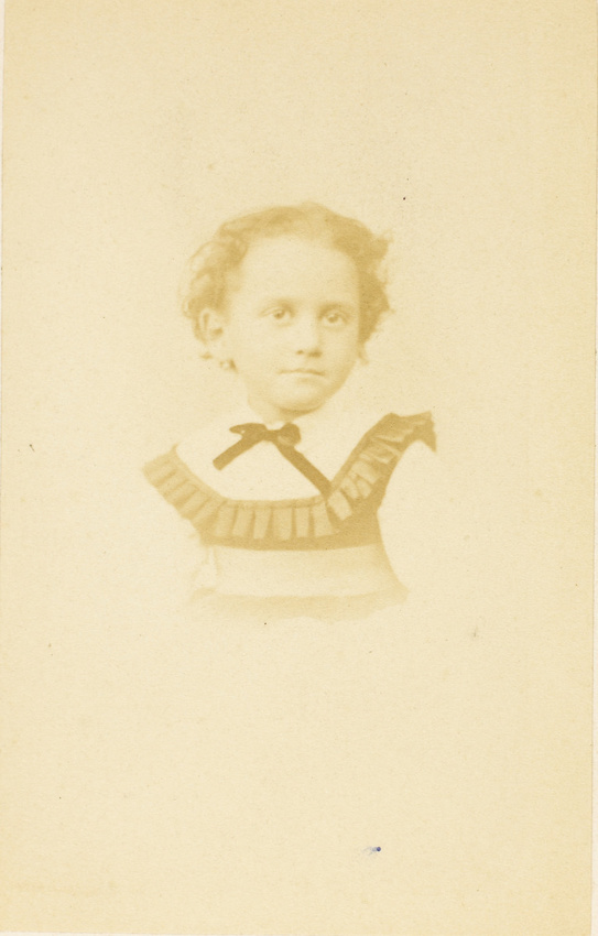 Michel Berthaud - Laure Eiffel enfant, en buste