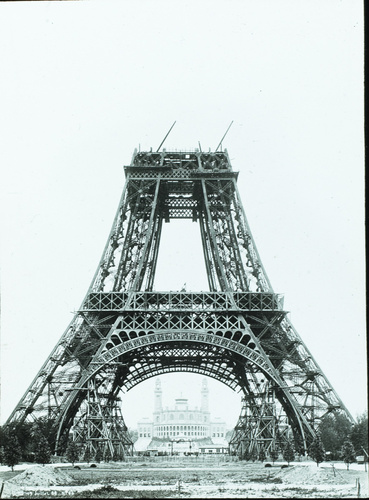 Anonyme - La tour Eiffel en construction