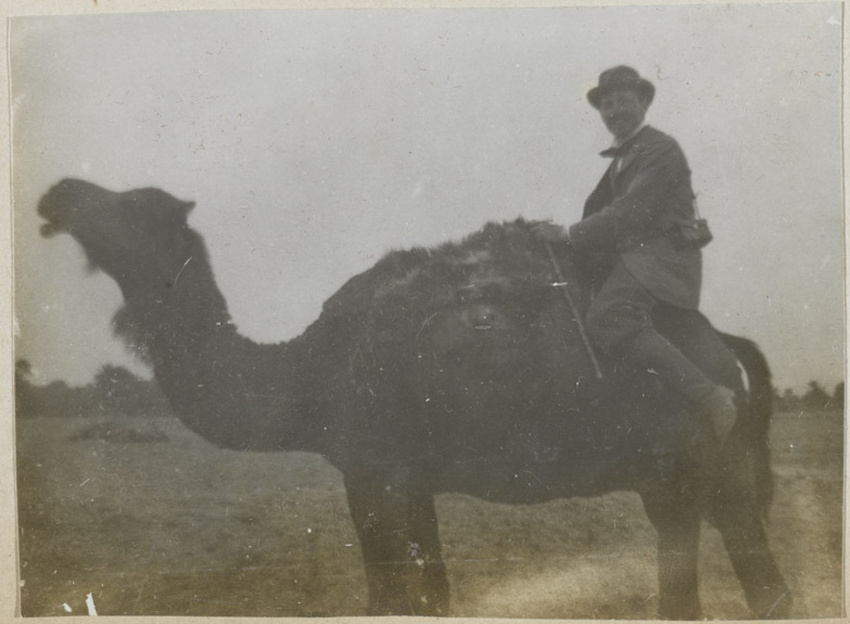 Henri Evenepoel - Homme monté sur un chameau