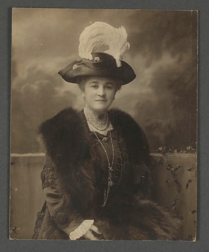 Anonyme - Portrait de femme