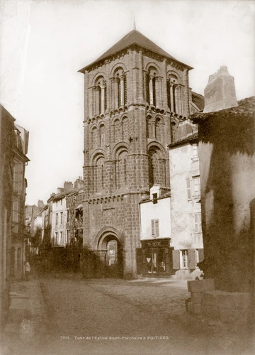 Gustave Le Gray - Poitiers (Vienne) - Tour de l'église Saint-Porchaire