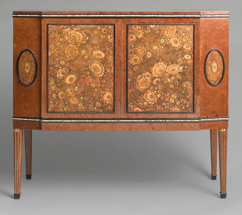 Clément Mère - Commode à deux vantaux, cabinet de milieu