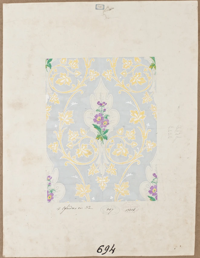 Anonyme - Fleurs dans un cartouche et arabesques à motif floral