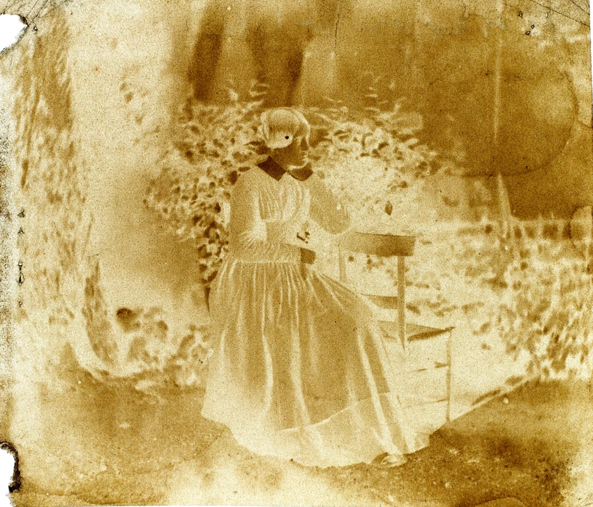 Adolphe Humbert de Molard - Portrait de Julie, fille du photographe