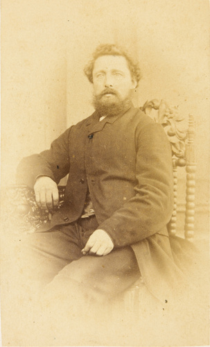 Gebr. Swaab Reizende Photo - Dirk Tadema, assis, de trois-quarts