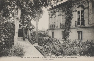 Le Palais rose, résidence du comte Robert de Montesquiou : l'aile gauche - Anonyme