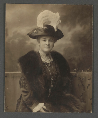 Anonyme - Portrait de femme
