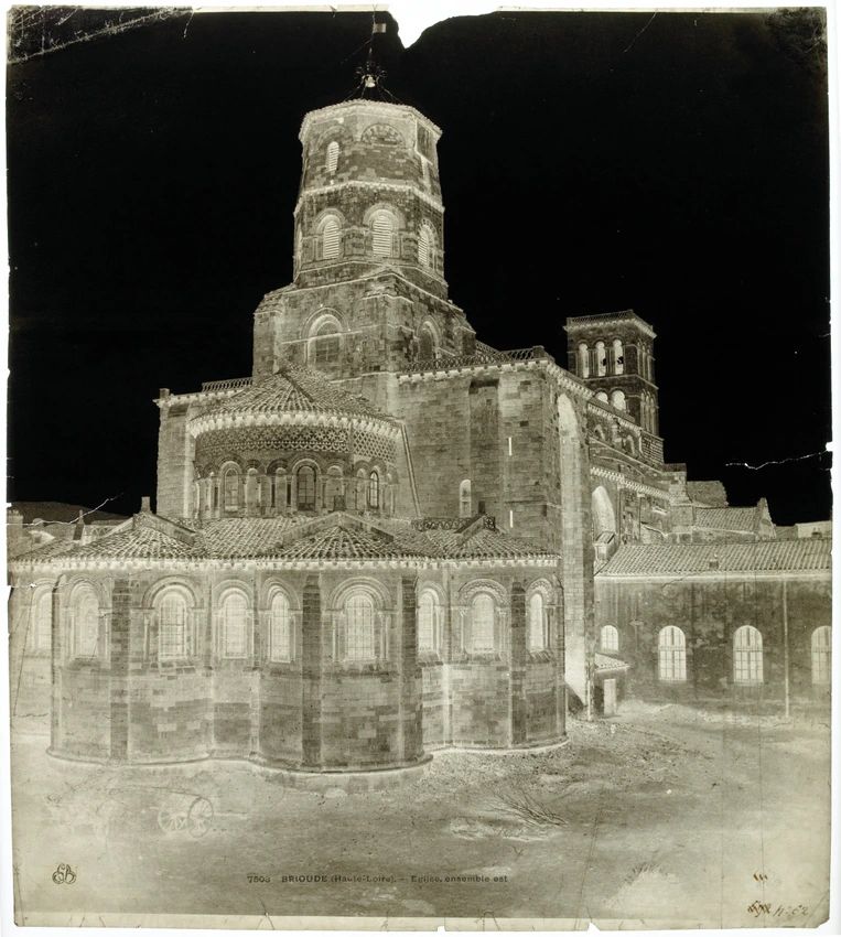 Gustave Le Gray - Brioude (Haute-Loire) - Ensemble est, église Saint-Julien