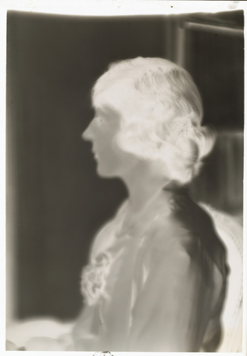 Paul Burty Haviland - Suzanne Bouret, de profil, février 1927