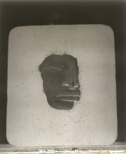Paul Haviland - Fragment d'un masque en terre cuite