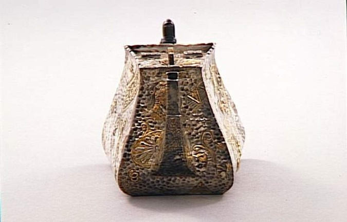 Elkington et Cie - Théière, service à thé "Archaic"