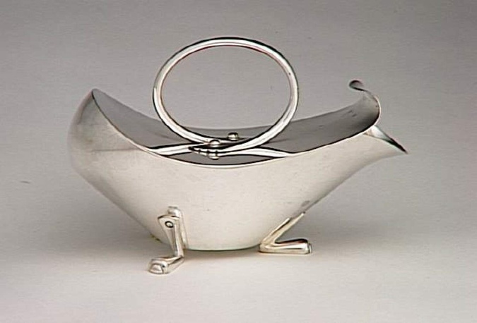 Christopher Dresser - Spoon-Warmer