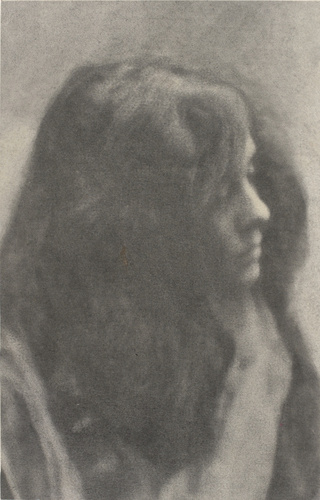 André Hachette - Tête de jeune femme aux longs cheveux bruns, profil gauche