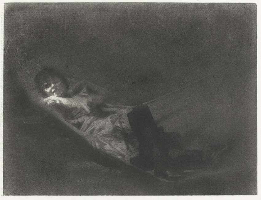 Charles Augustin Lhermitte - Femme jambes croisées, couchée dans un hamac