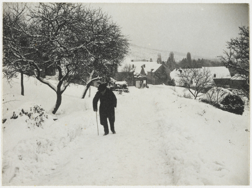 Charles Augustin Lhermitte - France, homme marchant sur un chemin enneigé