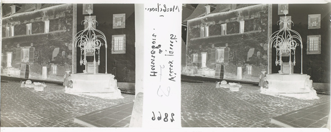 E. Serve-Louvat - Vieux puits à Hennebont