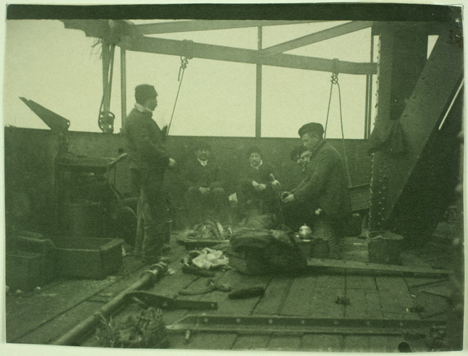 Henri Rivière - Six ouvriers déjeunant sur une plate-forme de la Tour-Eiffel