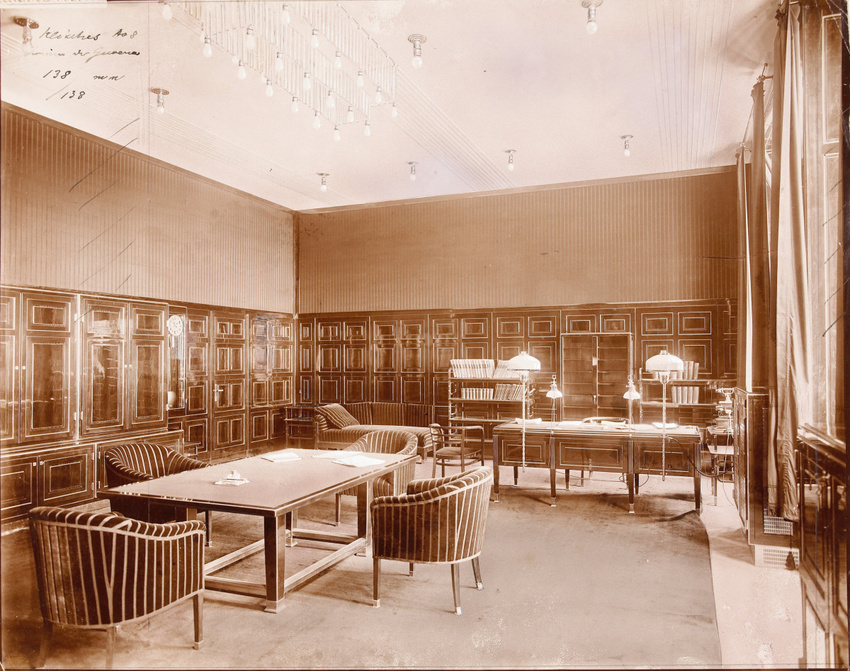 Anonyme - Bureau du directeur de la Caisse d'épargne (Postparkasse), Vienne (Aut...