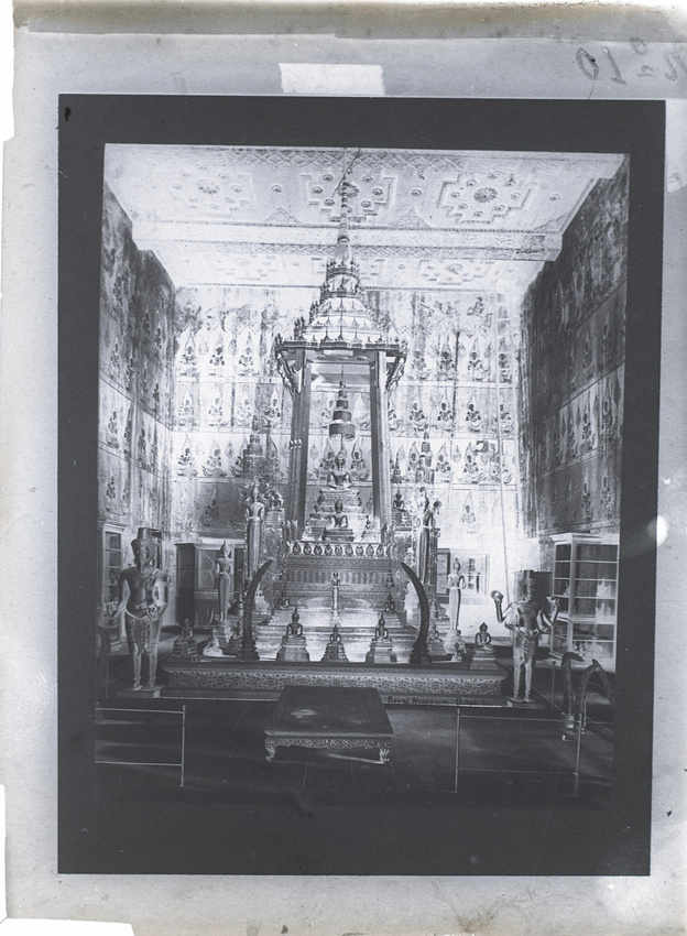 Paul Haviland - Intérieur d'un temple avec statue du Bouddha