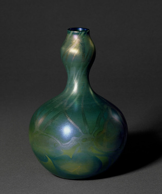 Louis Comfort Tiffany - Vase