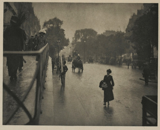 Alfred Stieglitz - A Snapshot : Paris (1911)
