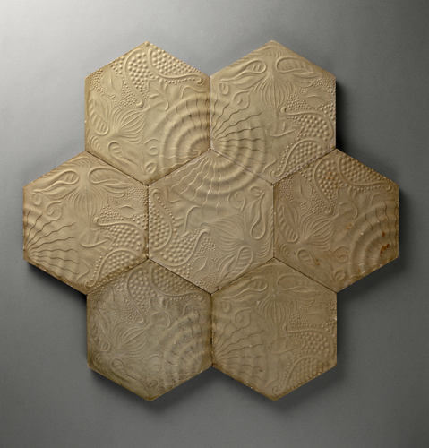 Antoni Gaudi - Carreau de pavement de forme hexagonale
