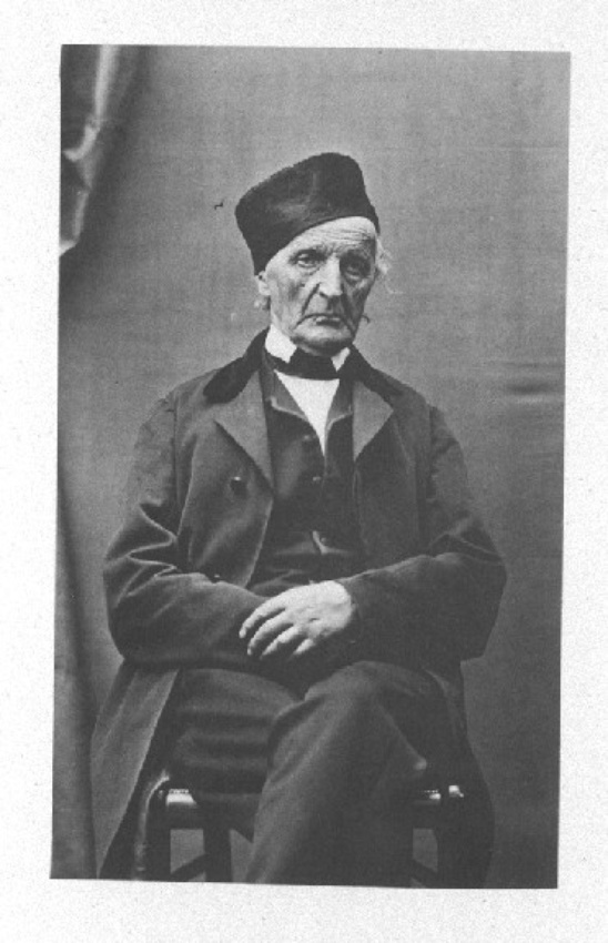 Achille Bonnuit - Homme agé assis