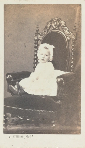 Victor Plumier - Un enfant assis