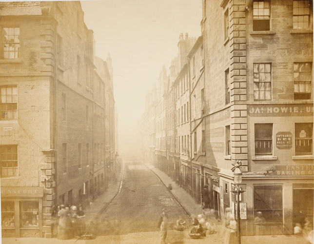 Thomas Annan - Bell Street, from High Street
