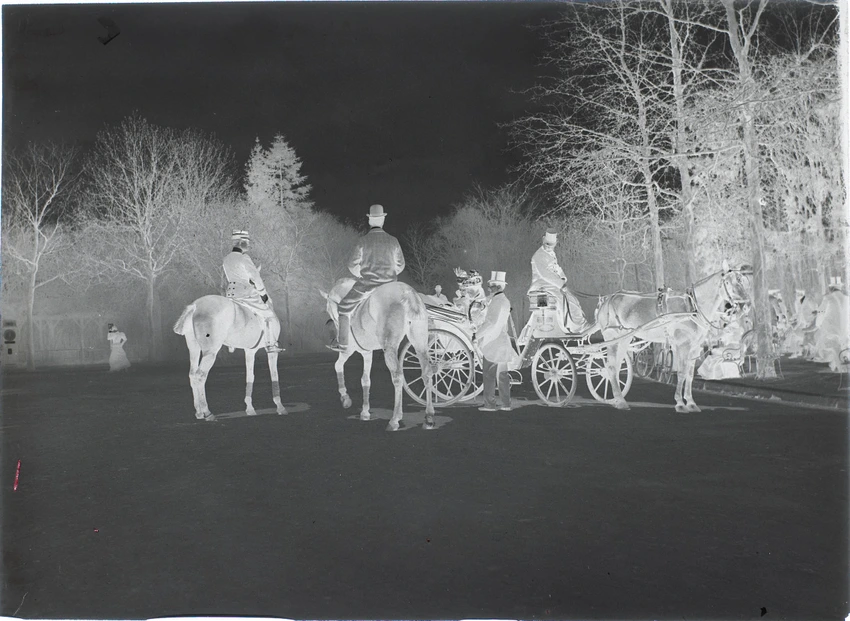 Cavaliers et voitures à attelage au Bois de Boulogne - Henri Lemoine