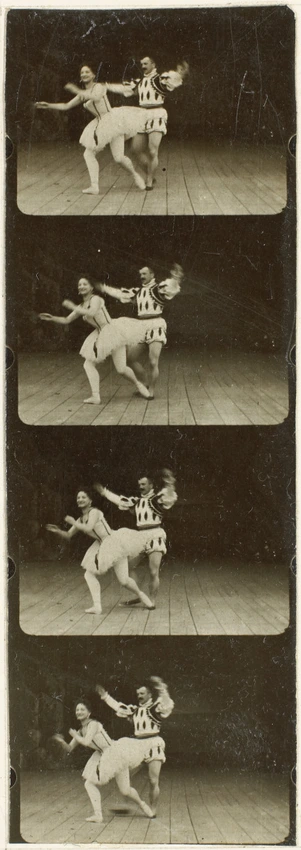 Plaque 3, film 29, danse sur scène, pas de deux - Auguste Lumière
