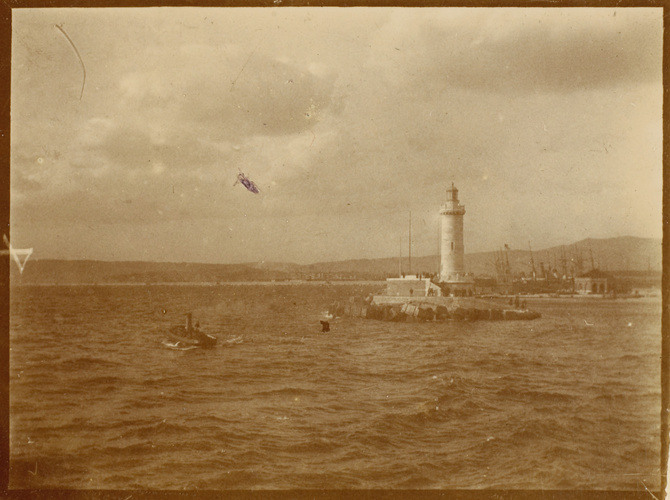 Auguste Delaherche - Marseille, le phare et vue du port