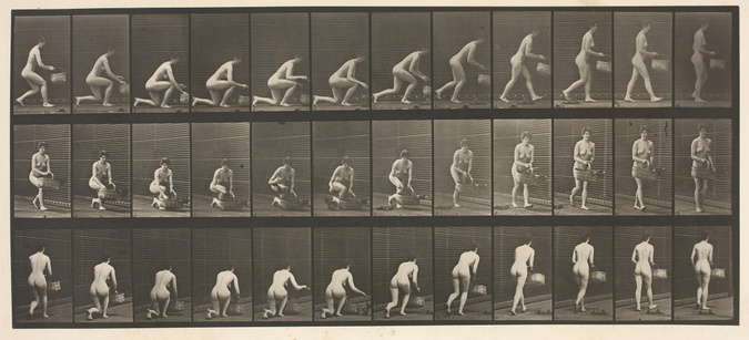 Eadweard Muybridge - Jeune femme au panier
