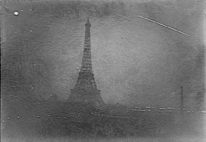 Gabriel Loppé - La Tour Eiffel dans la nuit