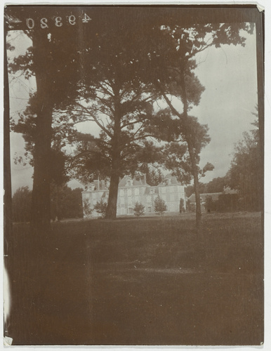 René Lalique - La Benneterie, le château vu du parc