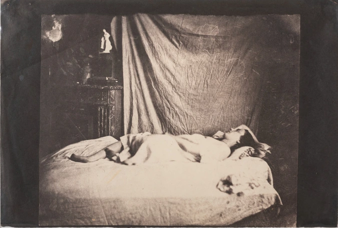 Charles Nègre - Modèle allongé dans l'atelier de l'artiste