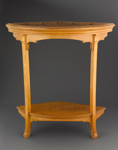 Victor Horta - Table