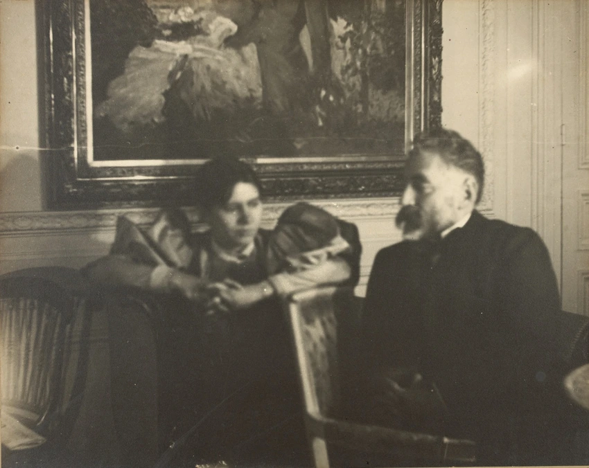 Stéphane Mallarmé et Paule Gobillard devant "Jeune fille dans un jardin" d'Edouard Manet - Edgar Degas