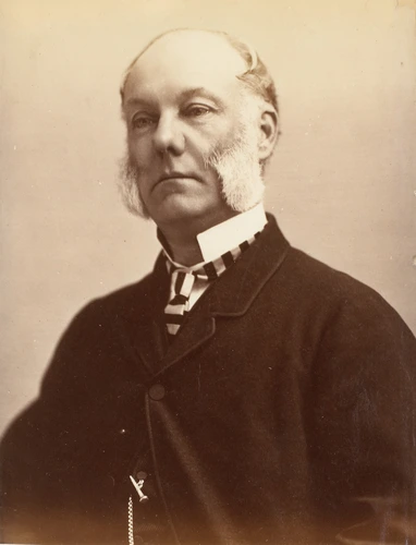 André Adolphe Eugène Disdéri - Comte Kropotkine à mi-corps, en une pose