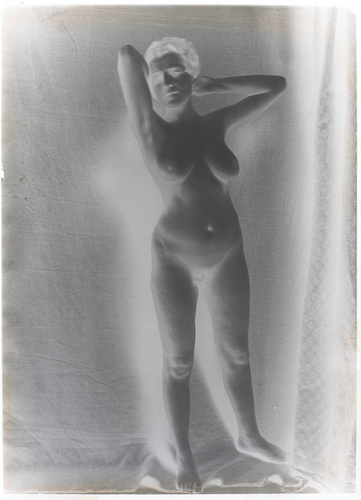 François-Rupert Carabin - Femme nue debout de face, les bras derrière la nuque