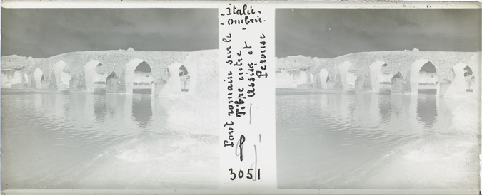 E. Serve-Louvat - Pont romain sur le Tibre entre Assise et Pérouse, Ombrie