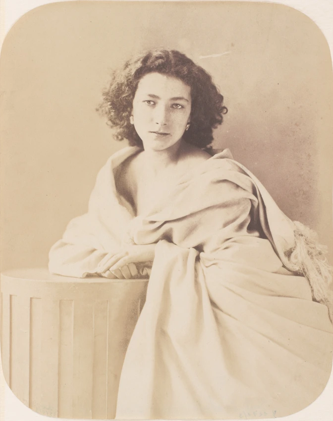 Nadar - Sarah Bernhardt