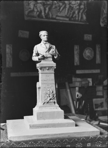 Louis Emile Décorchemont - Docteur Auzoux, maquette du monument, par Louis Emile...