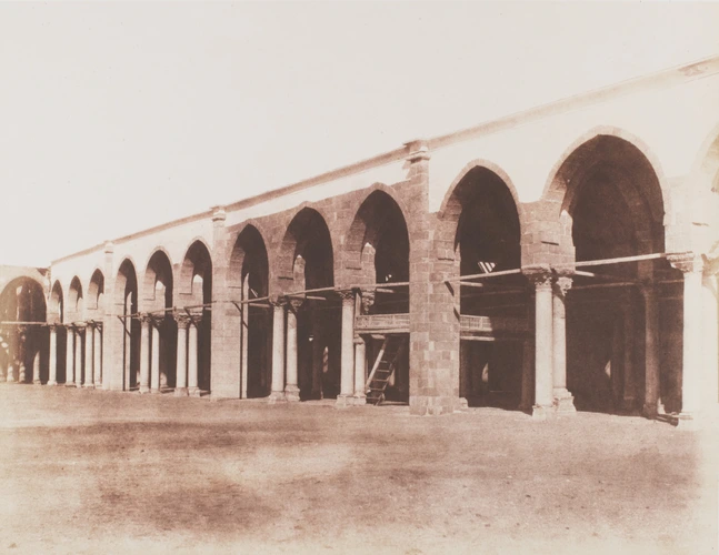 Félix Teynard - Le Caire - Mosquée d'Amrou - Intérieur, côté du sanctuaire