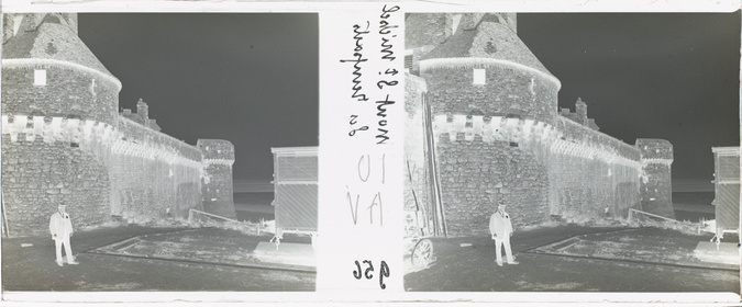 E. Serve-Louvat - Mont-Saint-Michel, les ramparts
