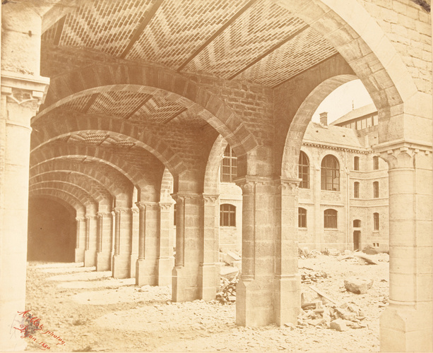P. Millot - Vue de la cour intérieure du Séminaire de Dijon