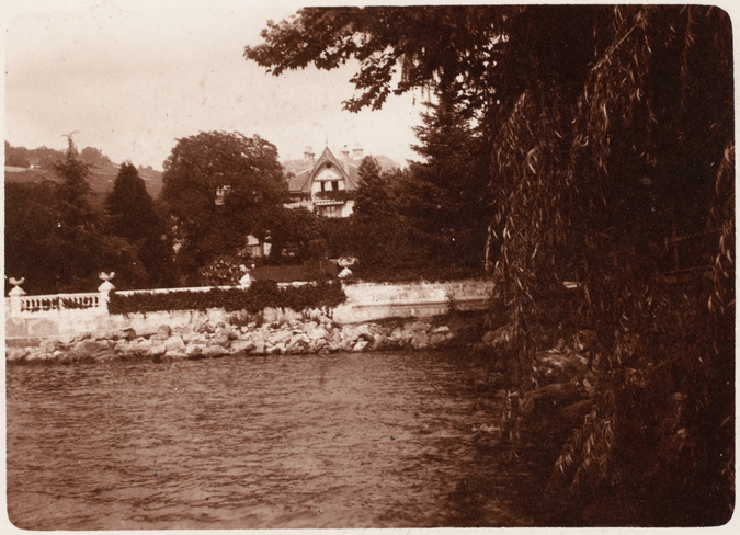 Anonyme - Vevey, la Villa Claire vue du lac